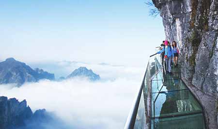 張家界大峽谷、世界最長玻璃橋、天門山、玻璃棧道、鳳凰古城3天2晚游